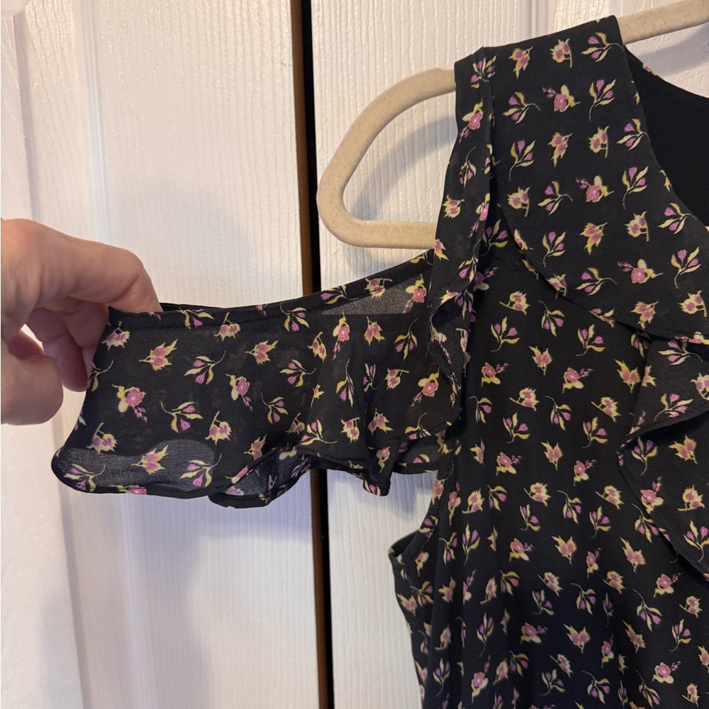 LOFT Black & Pink Midi Dress Faux Wrap Size Medium Cold Shoulder Missing Belt - Picture 5 of 12